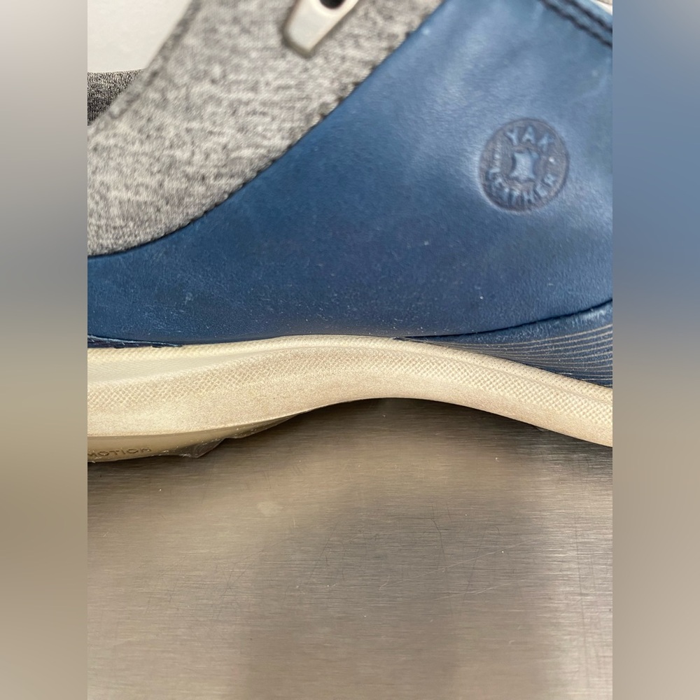 ECCO WOMENS Blue Leather Golf Shoes - Picture 11 of 11